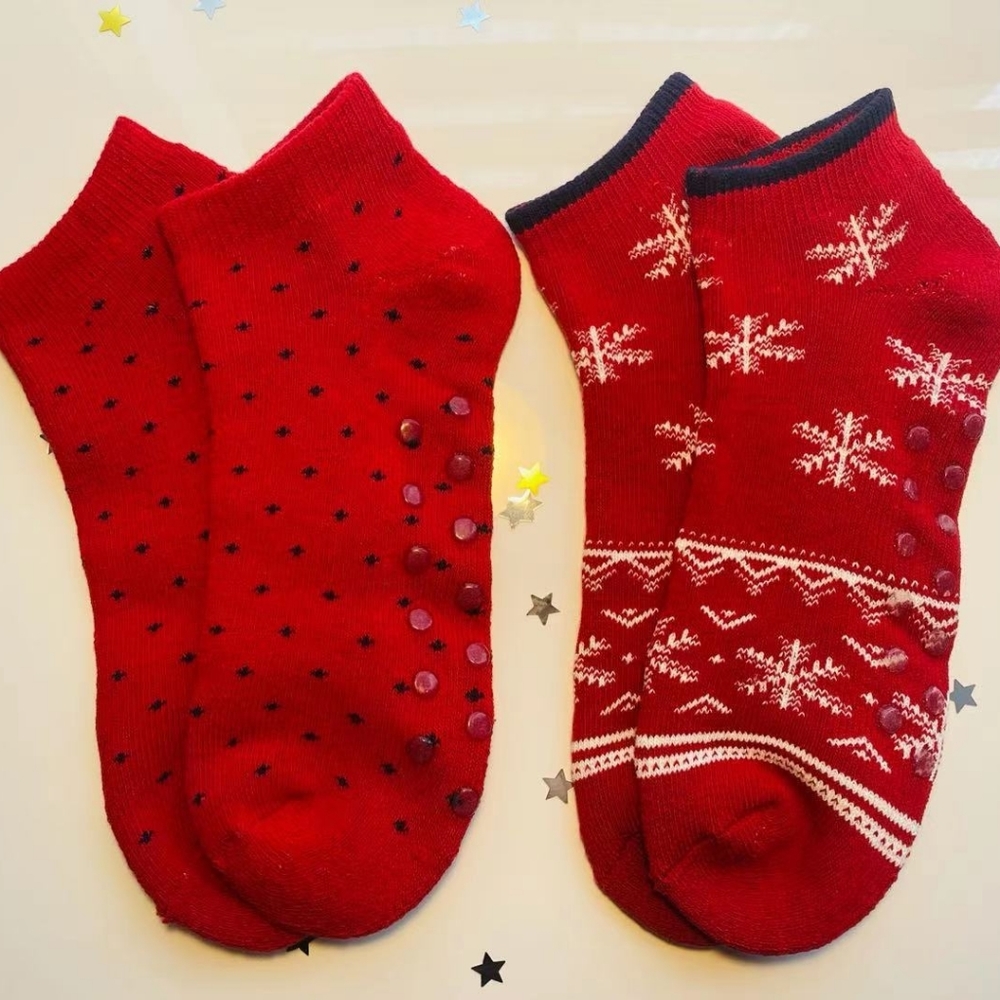 BRAND NEW Holiday Women Socks Combo